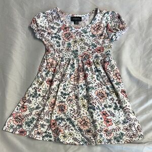 Picapino - White Cream Sundress with Puff Sleeves and Scoop Neck